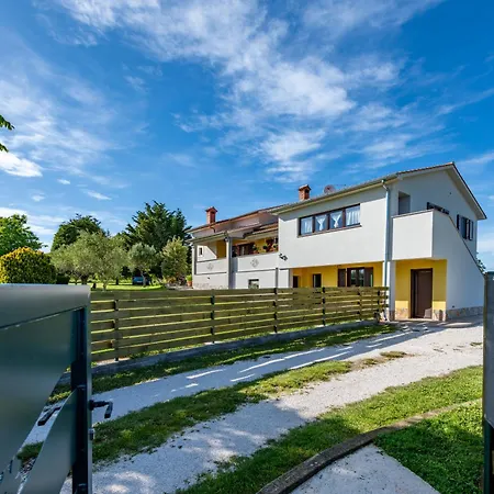 Apartmán Gracija, A Charming In The Heart Of Istria Heki